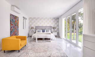 Stijlvolle, gelijkvloerse villa te koop op loopafstand van het strand op de New Golden Mile tussen Marbella en Estepona 56505 