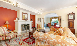 Prestigieuze luxevilla te koop in een klassieke Spaanse stijl met zeezicht in La Quinta in Marbella - Benahavis 56539 