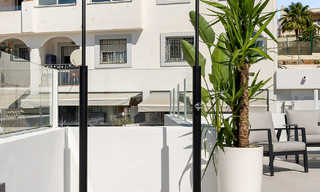 Modern gerenoveerd penthouse te koop in Nueva Andalucia’s golfvallei, Marbella 56705 