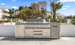 Modern gerenoveerd penthouse te koop in Nueva Andalucia’s golfvallei, Marbella 56706 