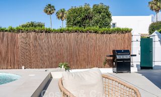 Prachtige, halfvrijstaande luxe woning te koop met privézwembad, op loopafstand van het strand en centrum van San Pedro, Marbella 56796 