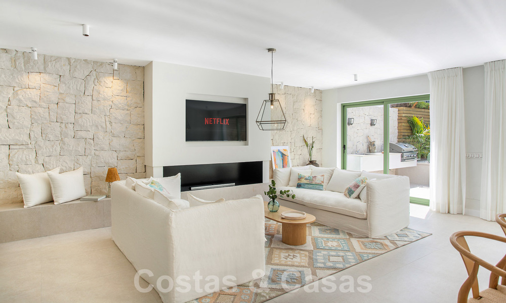 Prachtig gerenoveerd rijhuis te koop op een steenworp van het strand en alle voorzieningen in San Pedro, Marbella 56856