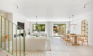 Prachtig gerenoveerd rijhuis te koop op een steenworp van het strand en alle voorzieningen in San Pedro, Marbella 56857 