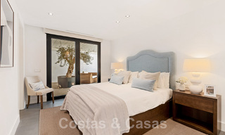 Modern gerenoveerde mediterrane luxevilla te koop, gelegen eerstelijns golf, hartje Nueva Andalucia, Marbella 57022 