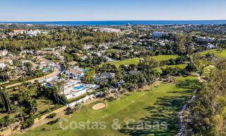 Modern gerenoveerde mediterrane luxevilla te koop, gelegen eerstelijns golf, hartje Nueva Andalucia, Marbella 57025 