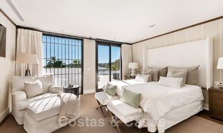 Modern gerenoveerde mediterrane luxevilla te koop, gelegen eerstelijns golf, hartje Nueva Andalucia, Marbella 57032 