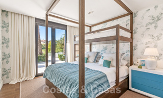 Modern gerenoveerde mediterrane luxevilla te koop, gelegen eerstelijns golf, hartje Nueva Andalucia, Marbella 57037 