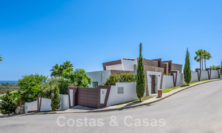 Moderne luxevilla te koop met zeezicht in een vijfsterren golfresort in Marbella - Benahavis 57599 