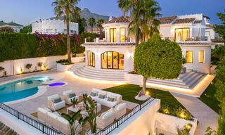 Karaktervolle luxevilla in een unieke architecturale stijl te koop in het hartje van de golfvallei in Nueva Andalucia, Marbella 57624 
