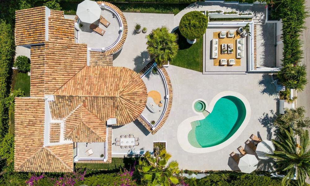 Karaktervolle luxevilla in een unieke architecturale stijl te koop in het hartje van de golfvallei in Nueva Andalucia, Marbella 57659