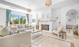 Luxevilla in een klassieke Spaanse stijl te koop in een gated golfresort van La Quinta, Marbella - Benahavis 58259 