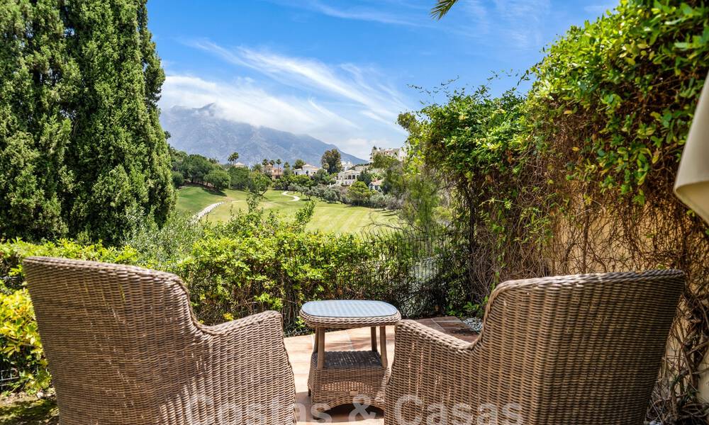 Luxevilla in een klassieke Spaanse stijl te koop in een gated golfresort van La Quinta, Marbella - Benahavis 58269