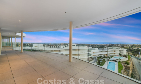 Eersteklas, luxe appartement te koop met schitterend uitzicht op zee, golf en berglandschap in Marbella - Benahavis 58441