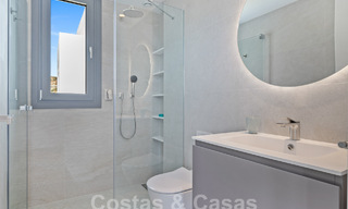 Gloednieuw, modernistisch penthouse te koop, in een exclusief golfresort in de heuvels van Marbella - Benahavis 58392 