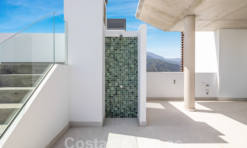 Gloednieuw, modernistisch penthouse te koop, in een exclusief golfresort in de heuvels van Marbella - Benahavis 58405
