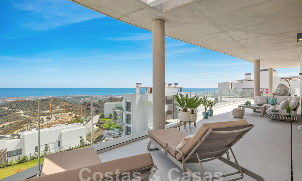 Gloednieuw, modernistisch penthouse te koop, in een exclusief golfresort in de heuvels van Marbella - Benahavis 58409