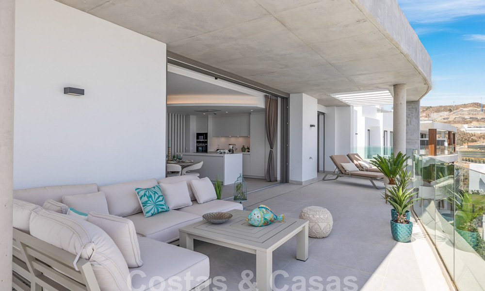 Gloednieuw, modernistisch penthouse te koop, in een exclusief golfresort in de heuvels van Marbella - Benahavis 58412