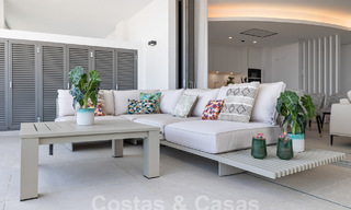Gesofisticeerd nieuwbouwappartement te koop met fenomenaal uitzicht op zee, golf en berglandschap in Marbella - Benahavis 58339 