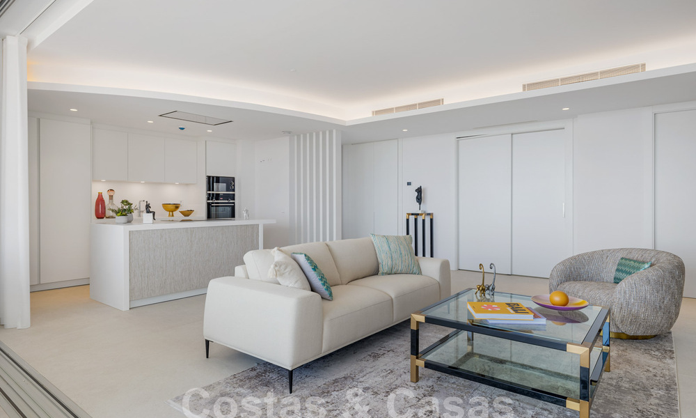 Gesofisticeerd nieuwbouwappartement te koop met fenomenaal uitzicht op zee, golf en berglandschap in Marbella - Benahavis 58342