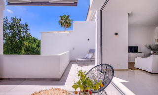 Ruim rijhuis te koop met 360° uitzicht, grenzend aan de golfbaan in La Quinta golfresort, Marbella - Benahavis 57972 