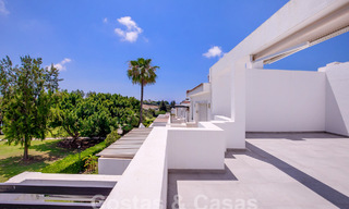 Ruim rijhuis te koop met 360° uitzicht, grenzend aan de golfbaan in La Quinta golfresort, Marbella - Benahavis 57978 