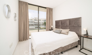 Modern design penthouse met ruime terrassen te koop op de New Golden Mile tussen Marbella en Estepona 58797 