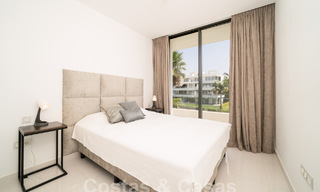 Modern design penthouse met ruime terrassen te koop op de New Golden Mile tussen Marbella en Estepona 58798 