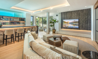Prestigieuze, moderne luxevilla te koop met adembenemend zeezicht in een gated community in Marbella - Benahavis 58730 