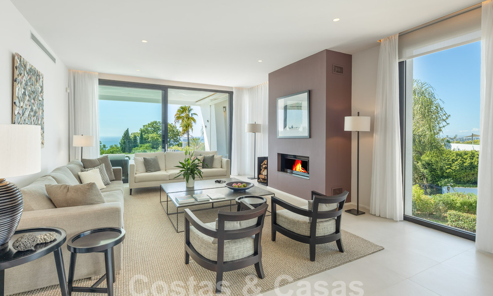 Ruim modern penthouse te koop met prachtig zeezicht in het exclusieve Sierra Blanca, Golden Mile, Marbella 58741