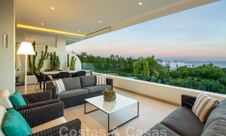 Ruim modern penthouse te koop met prachtig zeezicht in het exclusieve Sierra Blanca, Golden Mile, Marbella 58749 