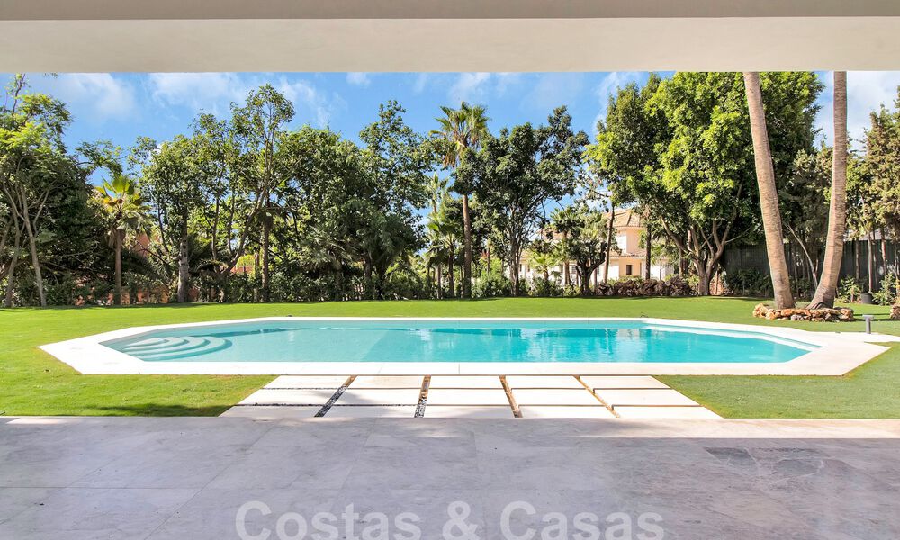 Moderne Mediterrane, instapklare luxevilla te koop in Sierra Blanca op Marbella’s Golden Mile 58983