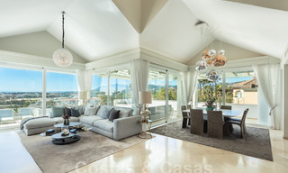 Mediterrane luxevilla met panoramisch zeezicht te koop in Nueva Andalucia’s golfvallei in Marbella 59130 