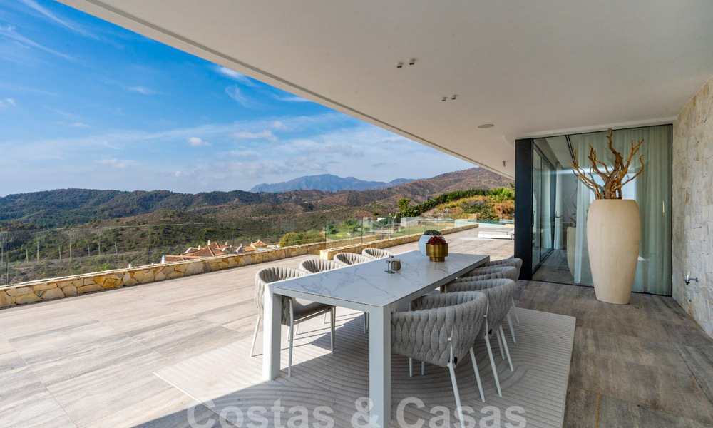 Moderne luxevilla te koop met zeezicht in een gated community omgeven door natuur in Marbella - Benahavis 59233