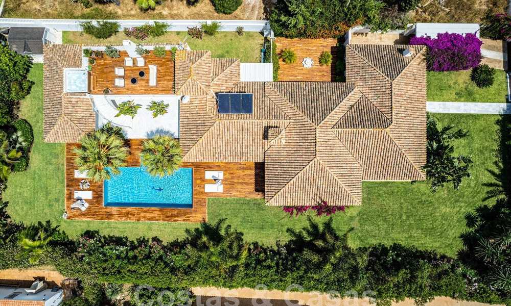Mediterrane luxevilla te koop op enkele stappen van het strand ten oosten van Marbella centrum 59400