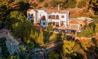Mediterrane luxevilla te koop in een gated community in El Madroñal, Marbella - Benahavis 59500 