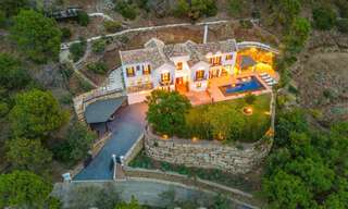 Mediterrane luxevilla te koop in een gated community in El Madroñal, Marbella - Benahavis 59504 