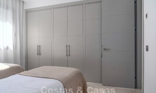Moderne luxevilla te koop in een eigentijds bouwstijl, op loopafstand van Puerto Banus, Marbella 59613 