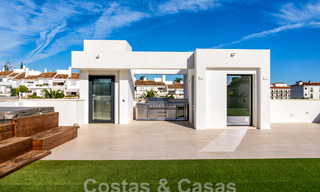 Moderne luxevilla te koop in een eigentijds bouwstijl, op loopafstand van Puerto Banus, Marbella 59651 