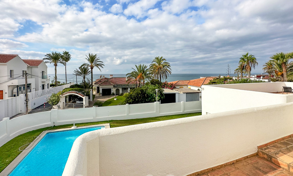 Te renoveren villa met veel potentieel te koop op enkele meters van het strand in een populaire zone van Marbella Oost 59705