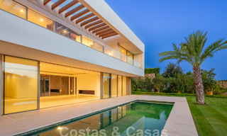 Instapklare, ultra-luxueuze designervilla te koop in een superieur golfresort aan de Costa del Sol 60164 