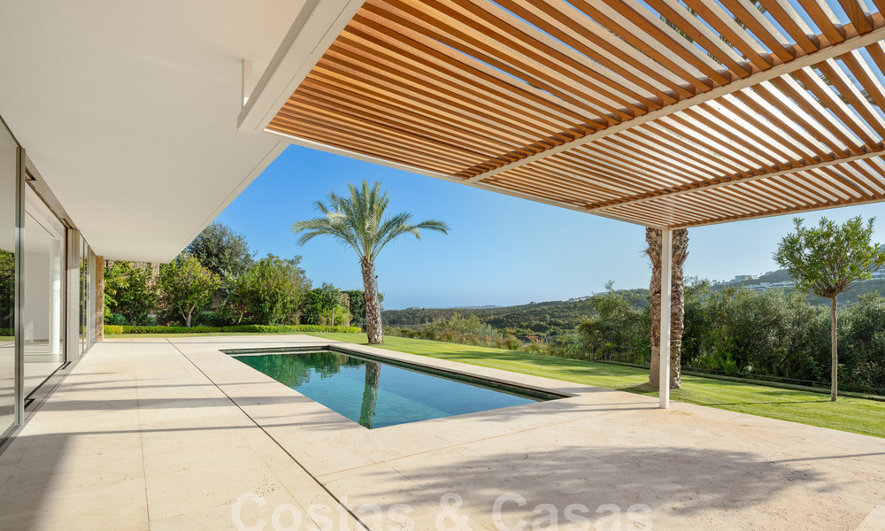 Instapklare, ultra-luxueuze designervilla te koop in een superieur golfresort aan de Costa del Sol 60186
