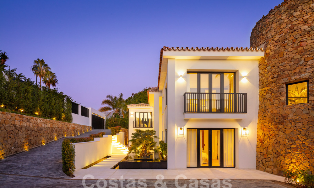 Spectaculaire luxevilla te koop in resort stijl met zeezicht in Nueva Andalucia’s golfvallei, Marbella 61068