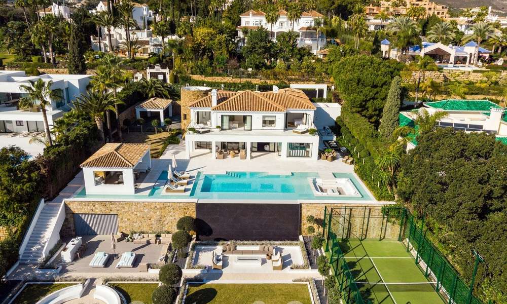 Spectaculaire luxevilla te koop in resort stijl met zeezicht in Nueva Andalucia’s golfvallei, Marbella 61091