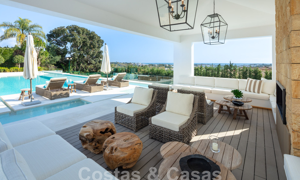 Spectaculaire luxevilla te koop in resort stijl met zeezicht in Nueva Andalucia’s golfvallei, Marbella 61099