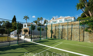 Spectaculaire luxevilla te koop in resort stijl met zeezicht in Nueva Andalucia’s golfvallei, Marbella 61101 