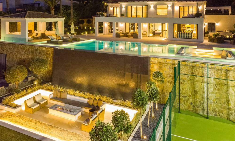 Spectaculaire luxevilla te koop in resort stijl met zeezicht in Nueva Andalucia’s golfvallei, Marbella 61107