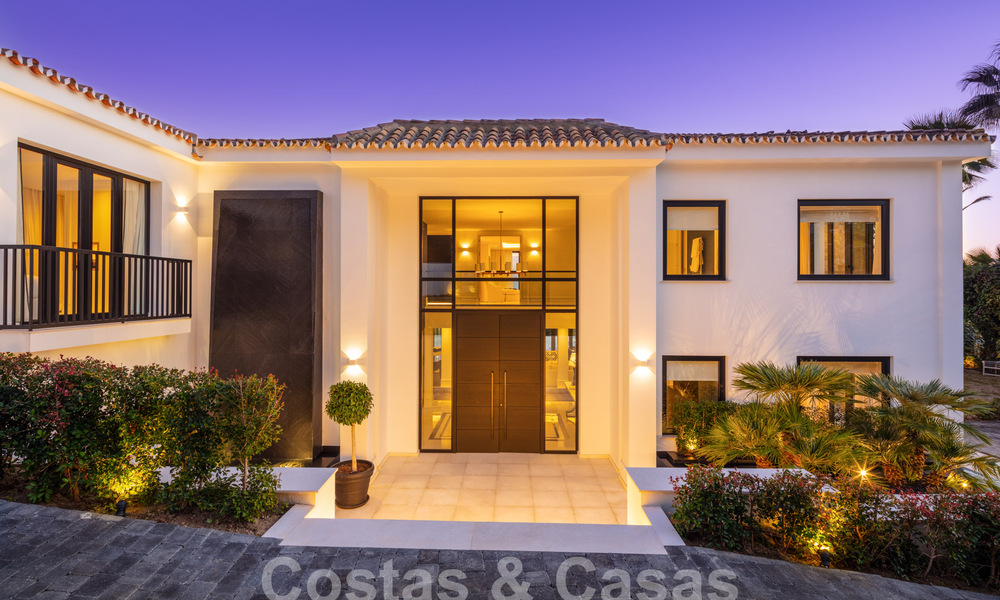 Spectaculaire luxevilla te koop in resort stijl met zeezicht in Nueva Andalucia’s golfvallei, Marbella 61109