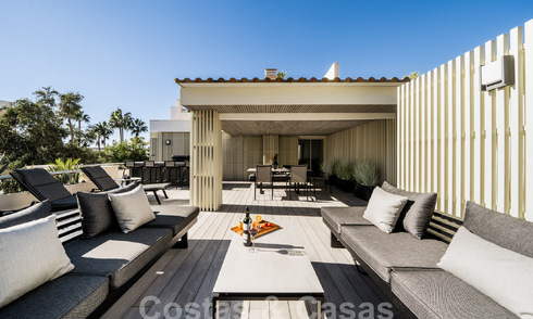Modern gerenoveerd appartement te koop in een centraal gelegen, gated complex in Nueva Andalucia, Marbella 61193