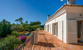Mediterrane luxevilla te koop op een steenworp van het strand en voorzieningen in Guadalmina Baja, Marbella 61879 