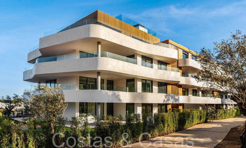 Nieuwe, duurzame, luxe appartementen te koop in een omsloten community van Sotogrande, Costa del Sol 63847
